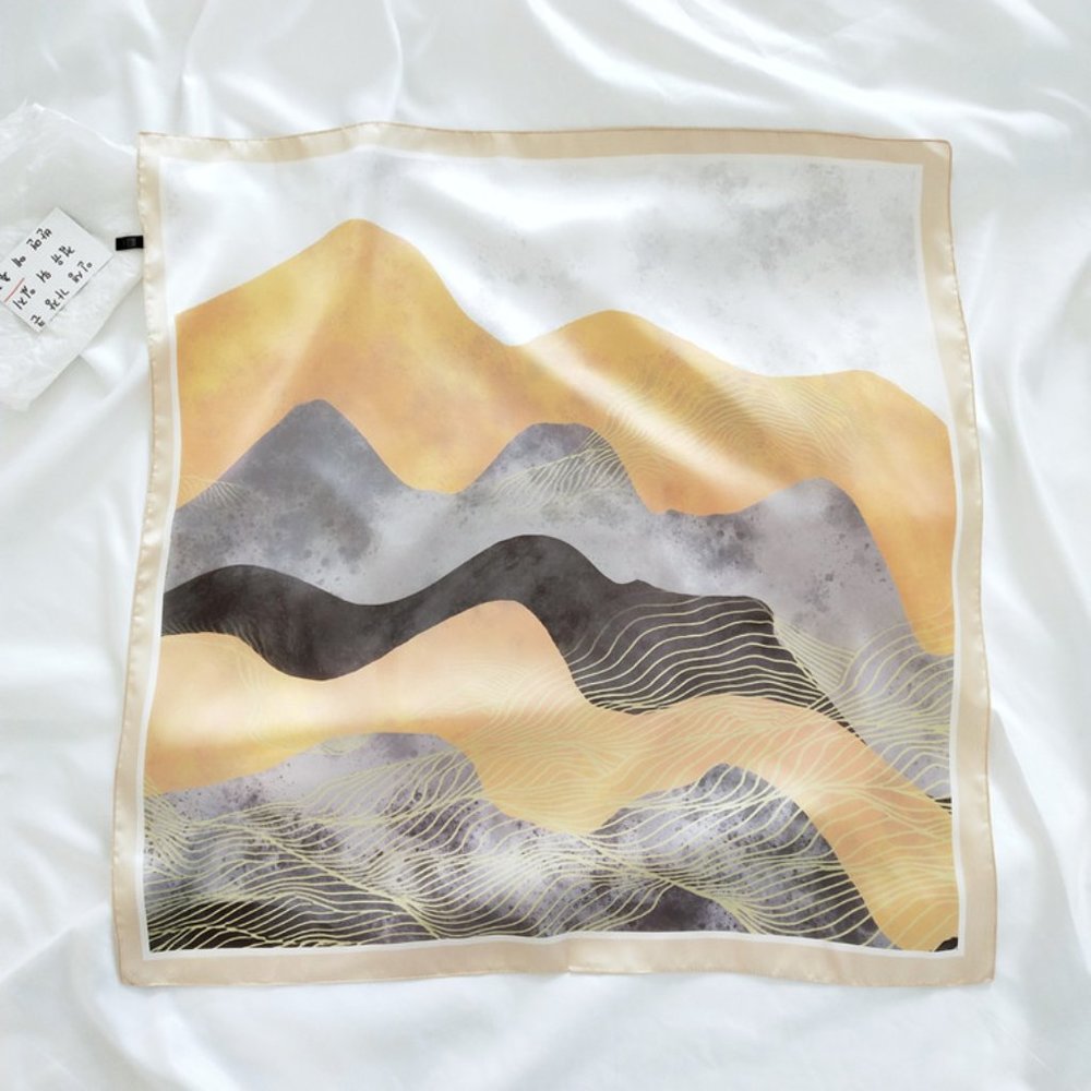 💕LAST ONE Elegant Art Illustration Silk Scarf - Picture 3 of 4